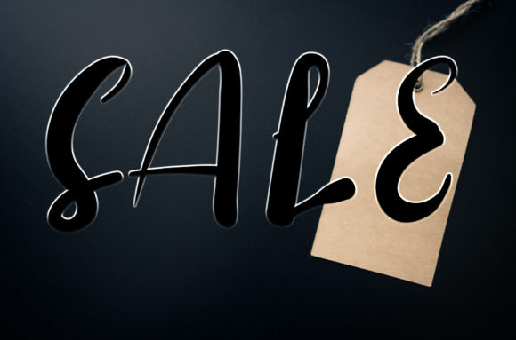 Sale: A Modern Handwritten Font for Scroll-Stopping Campaigns
